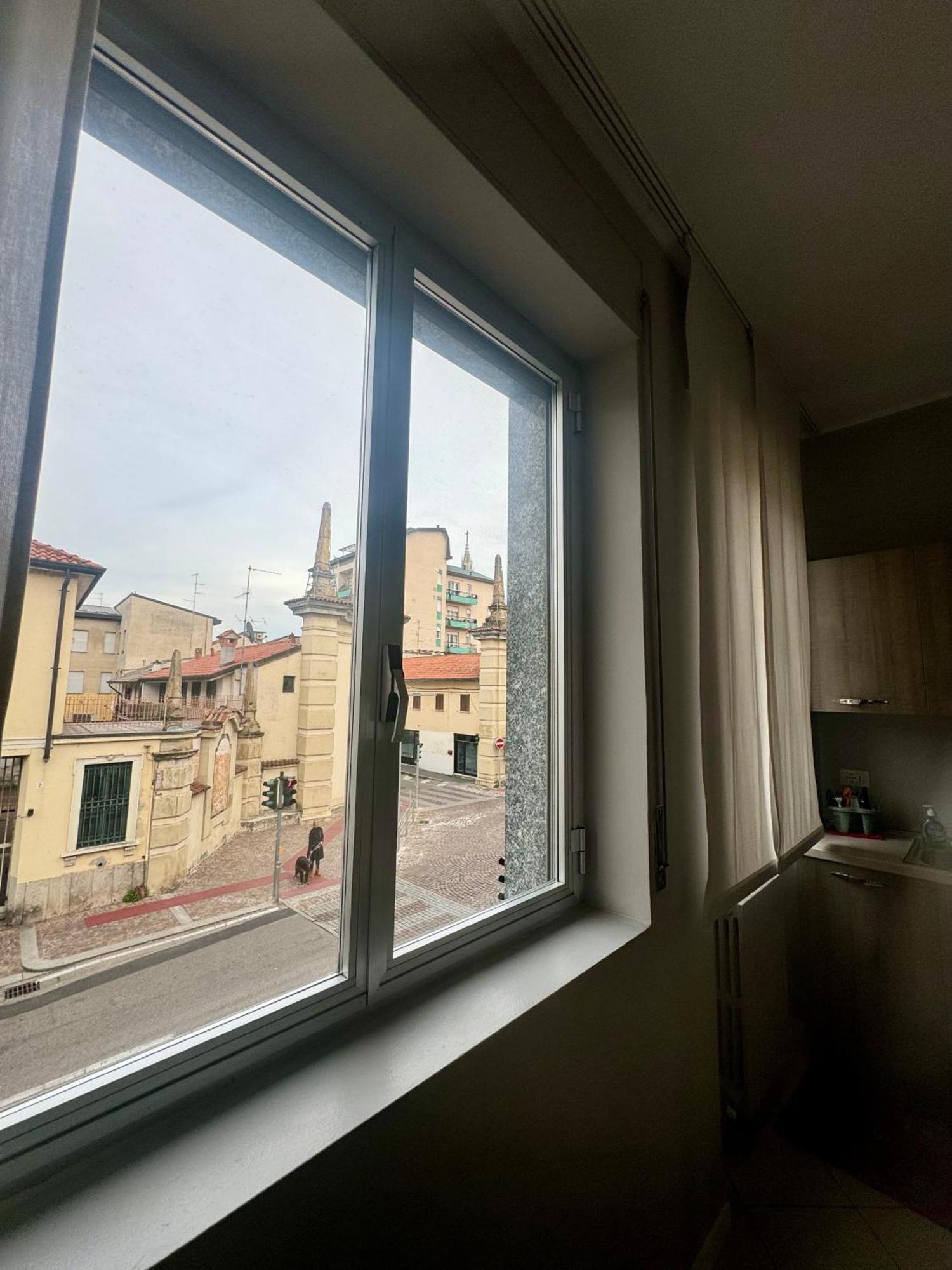 Casa Tito - Accogliente Monolocale A Due Passi Dalla Stazione Cesano Maderno Dış mekan fotoğraf