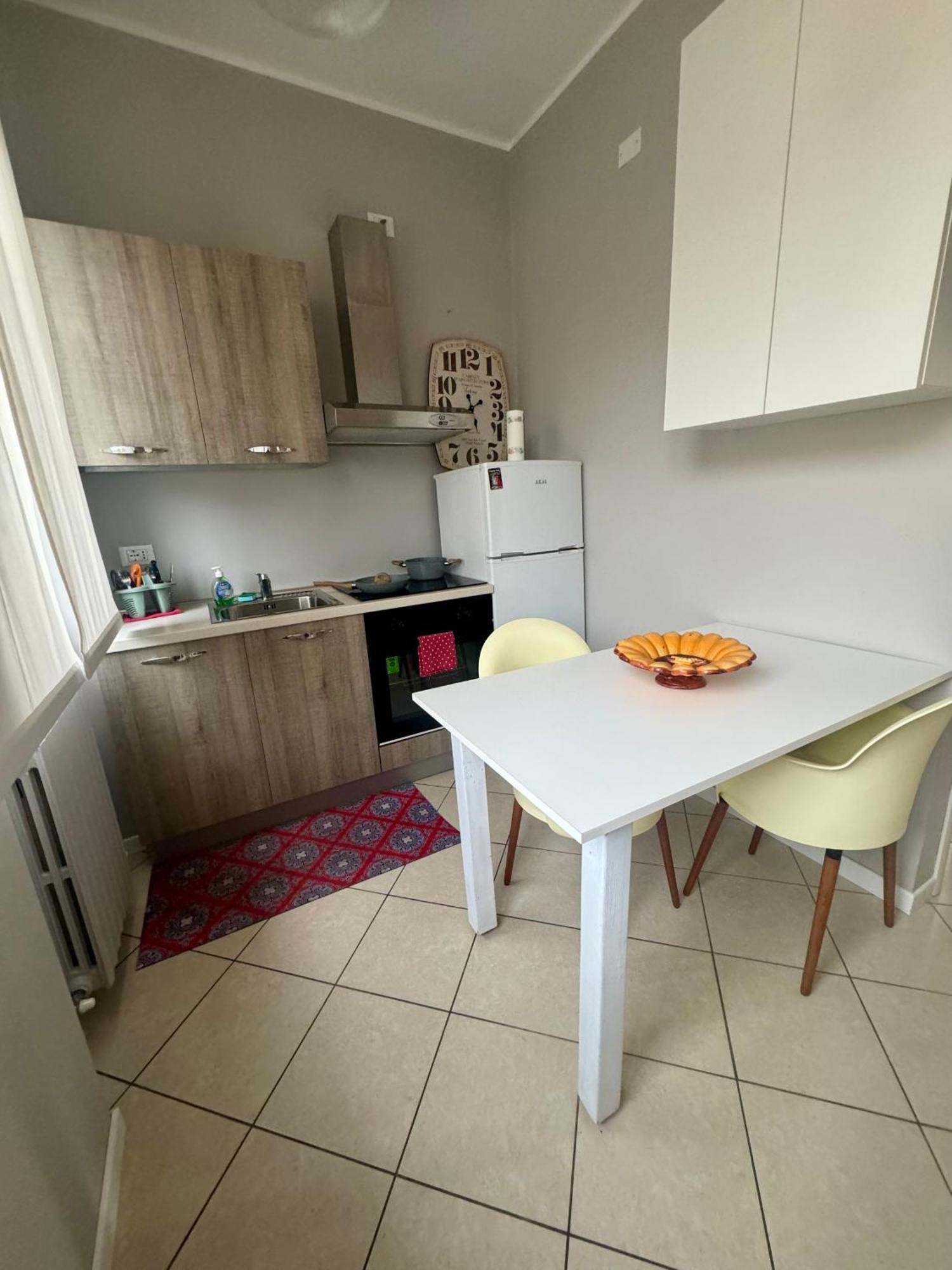Casa Tito - Accogliente Monolocale A Due Passi Dalla Stazione Cesano Maderno Dış mekan fotoğraf