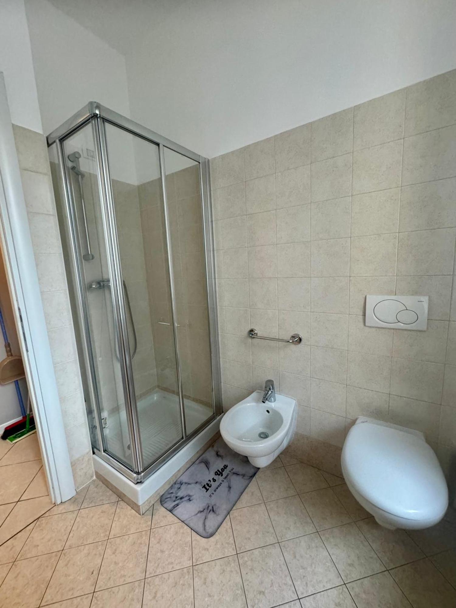 Casa Tito - Accogliente Monolocale A Due Passi Dalla Stazione Cesano Maderno Dış mekan fotoğraf